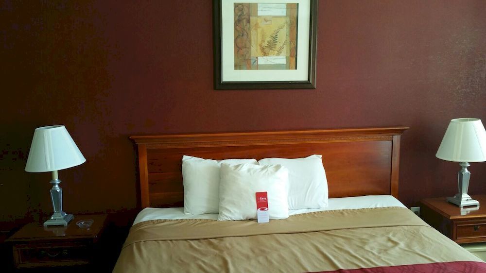 Red Carpet Inn Norwalk Exterior photo